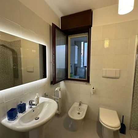 Lägenhet A Casa Di Chiara *